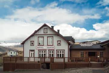 Hotel Framtíð