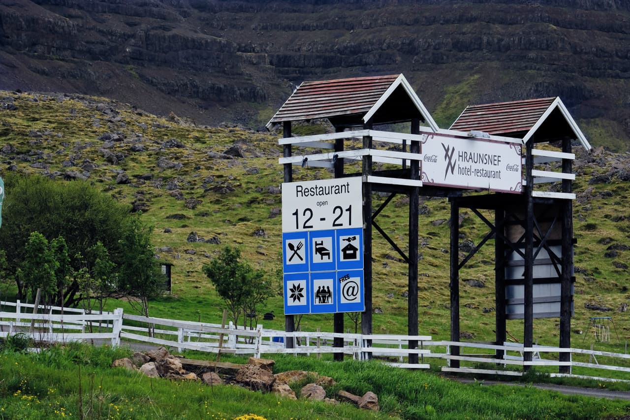 Hraunsnef country hotel West Iceland