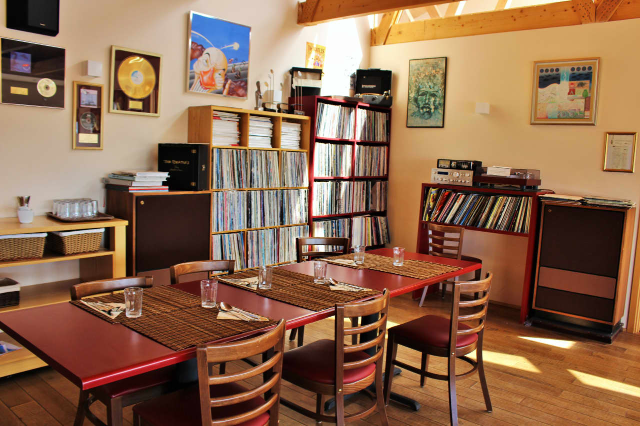 Rock N Troll Cafe Visit West Iceland