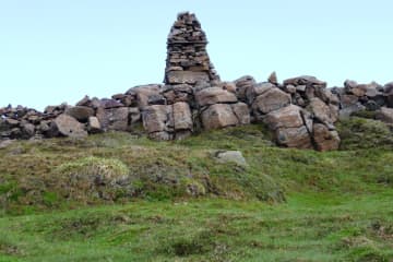 Grjotgardur við Hjardarhaga