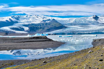 Fjallsárlón Glacial Lagoon