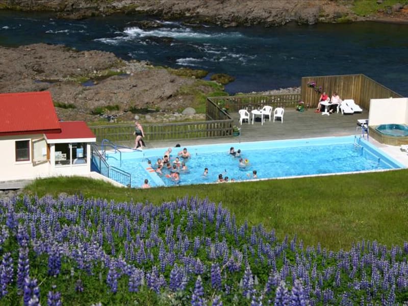 Selárdalur Swimming pool