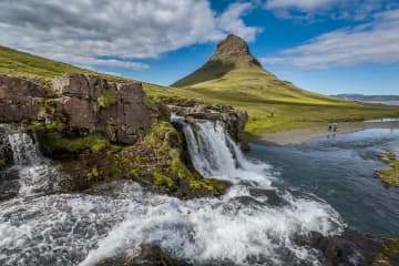 Kirkjufell mountain 