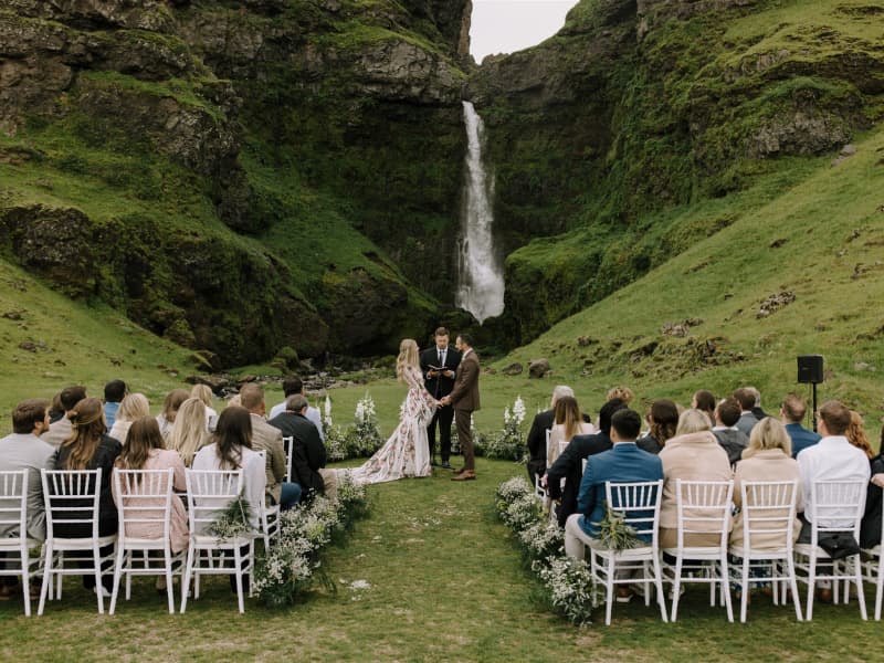 Iceland wedding by Pink Iceland