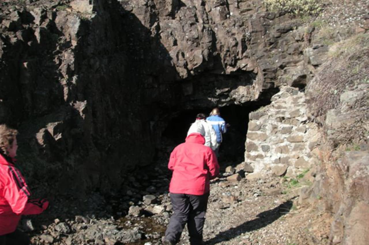 Helgustaðanáma Hiking Trail