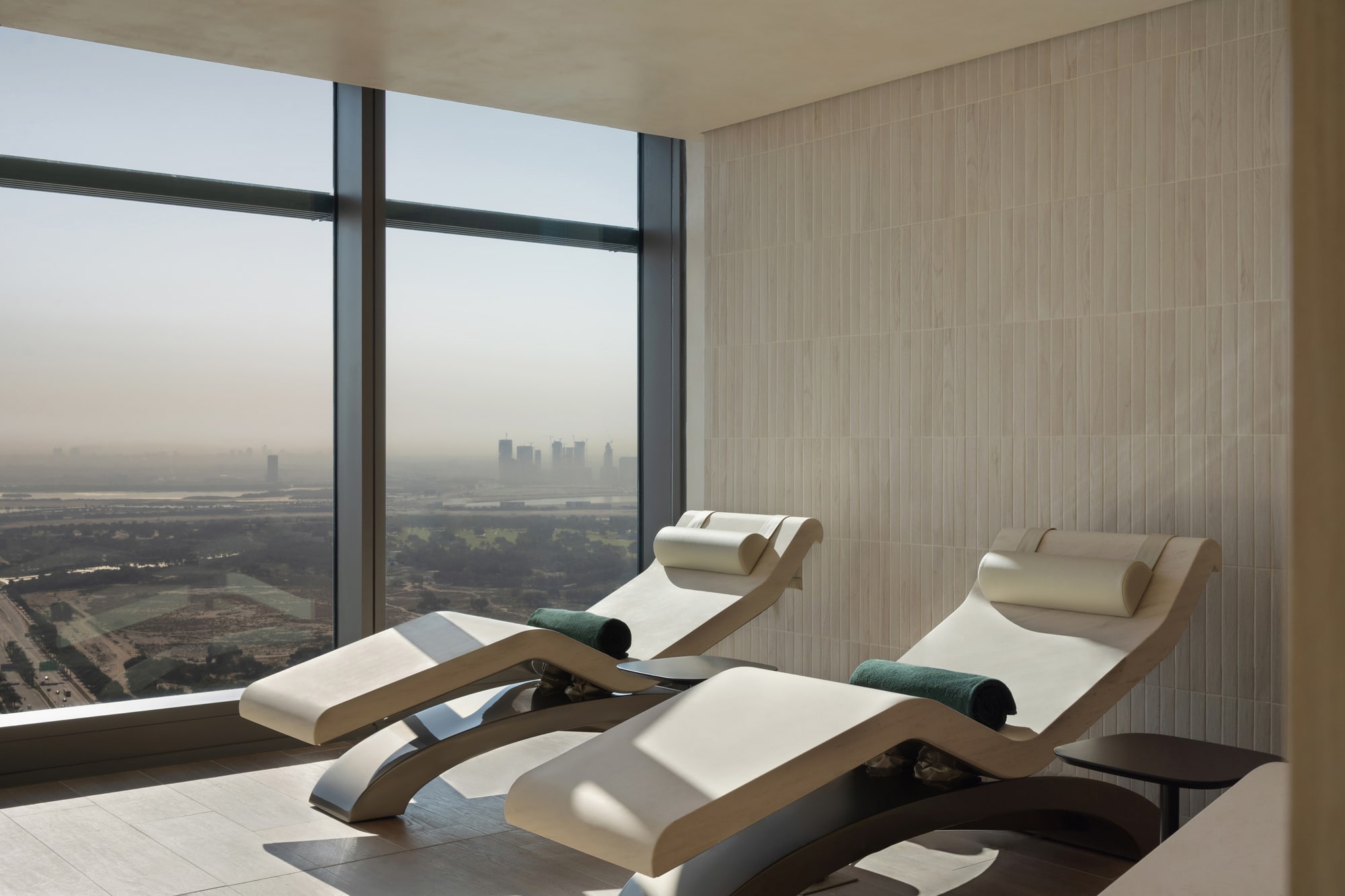 Siro Hotel SIRO Recovery Lab with cryotherapy and cold plunge facilities