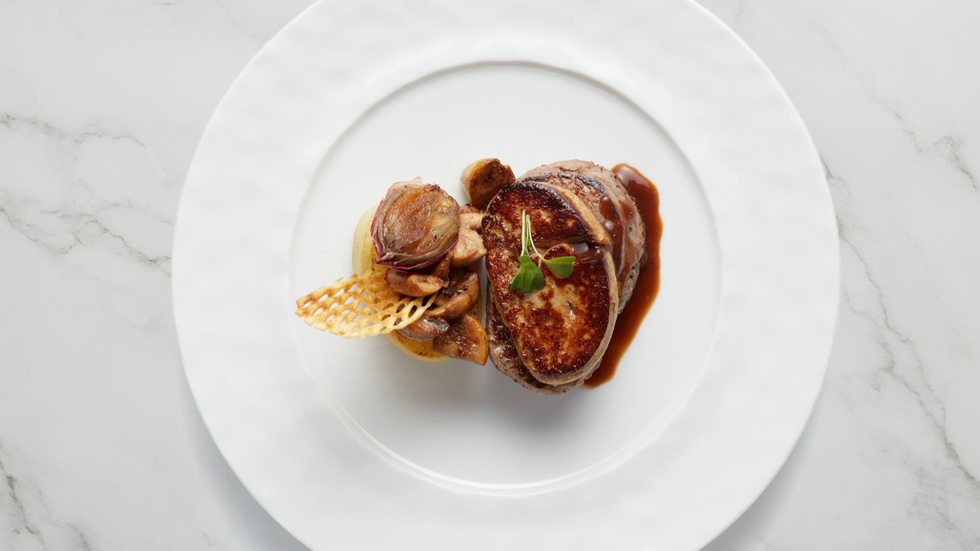 NCL, Le Bistro