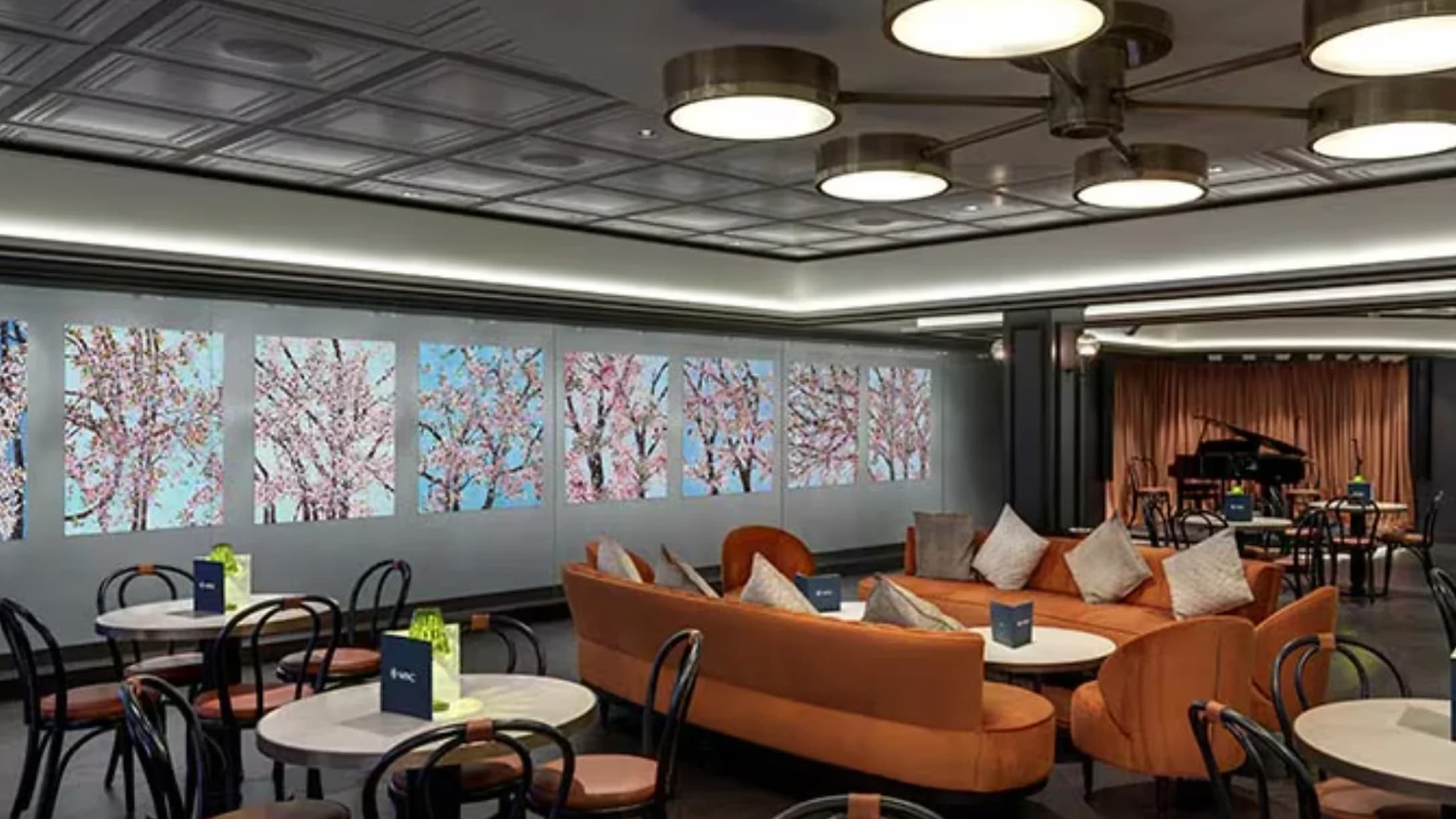 Experiencing Paris Onboard an MSC Cruise Ship at L'Atelier Bistrot
