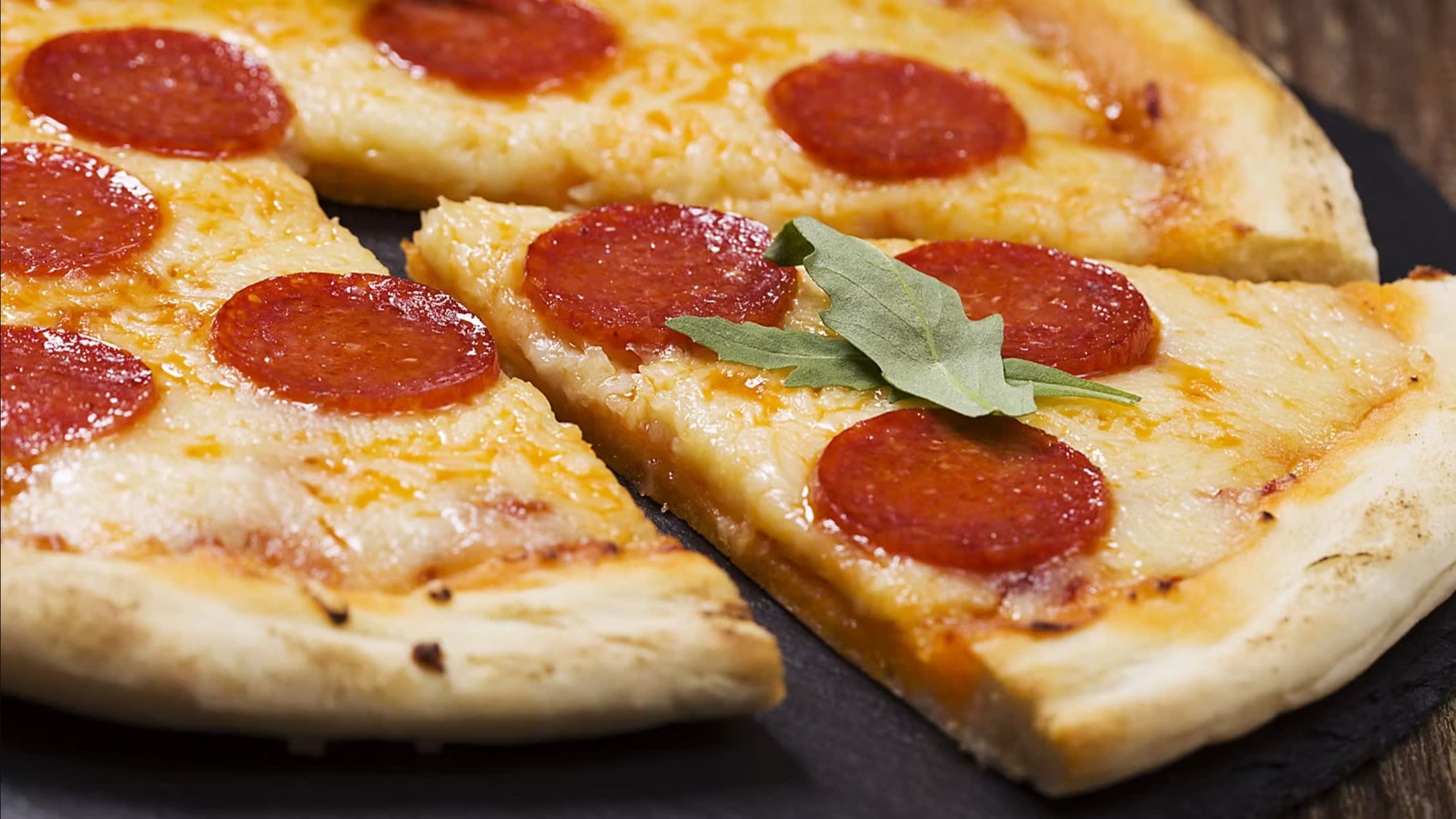 Royal Caribbean, Sorrento's Pizza