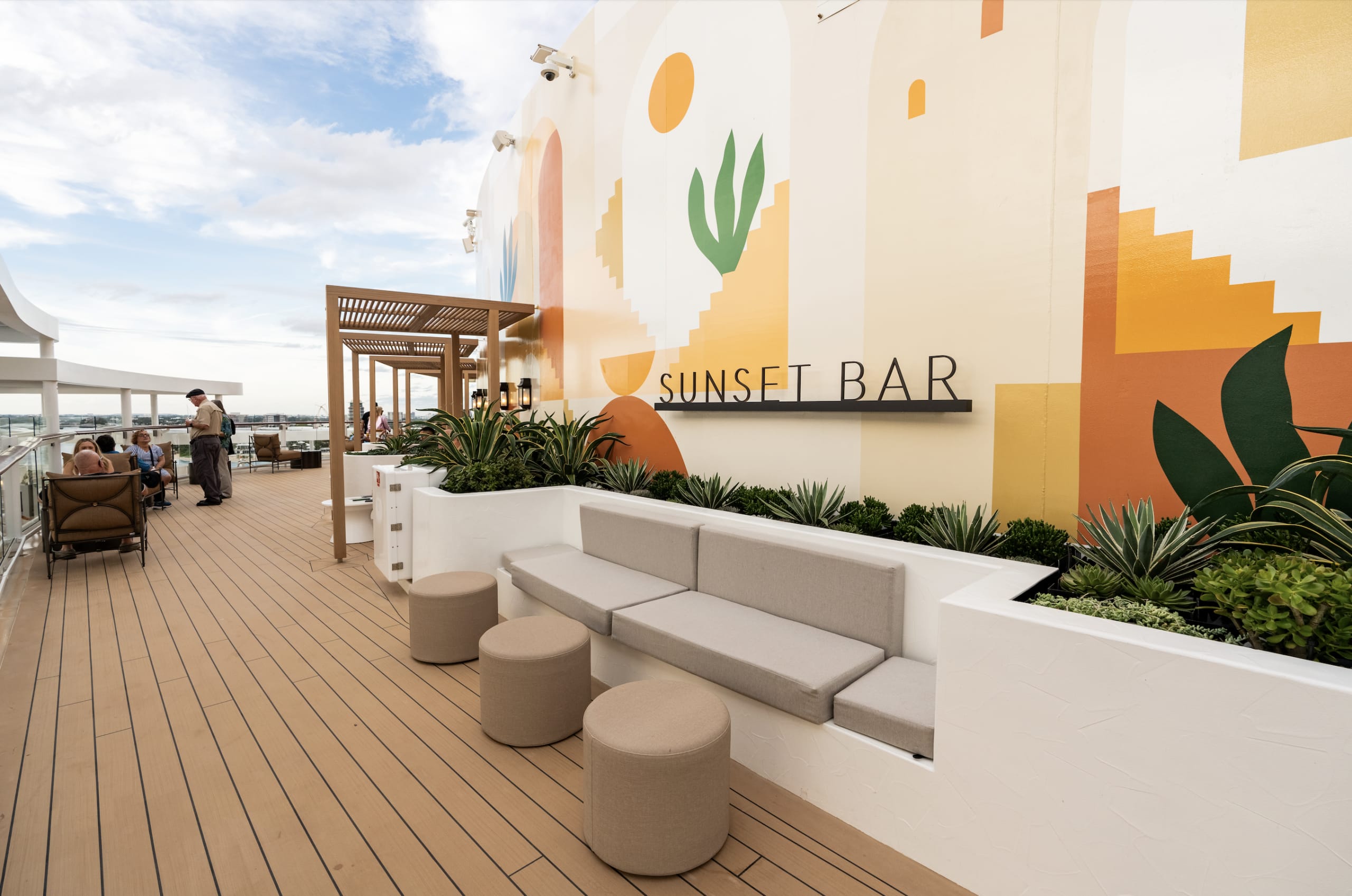 Celebrity Ascent, Edge Class, Celebrity Cruises, Sunset Bar