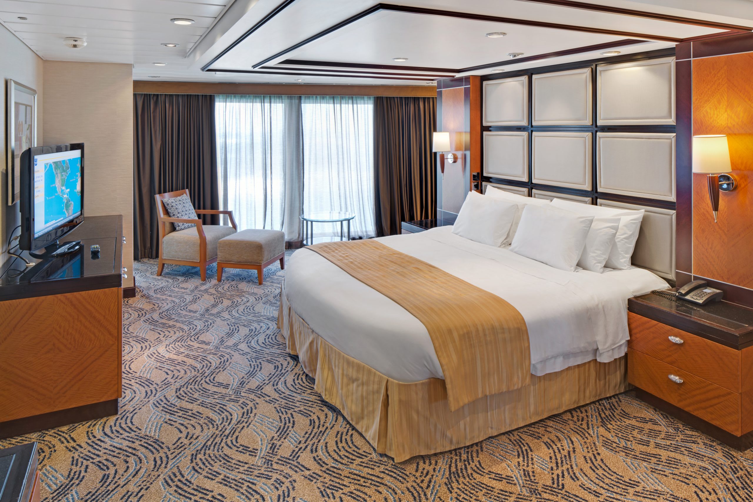 Take a Virtual 360 Tour of all the Suite Categories Onboard Royal Caribbean's Navigator of the Seas
