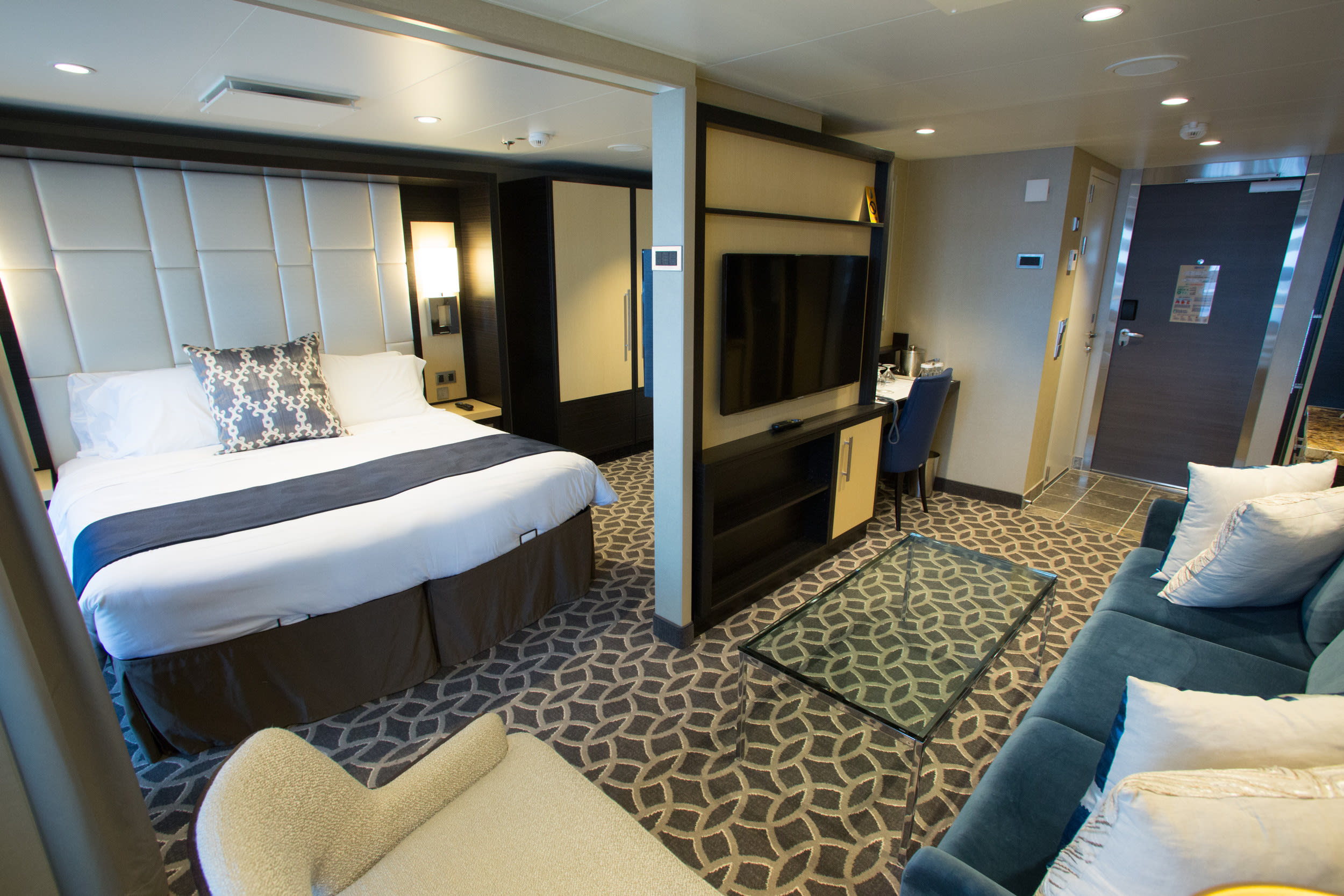 Grand Suite, Anthem of the Seas, Sky Class, Royal Caribbean