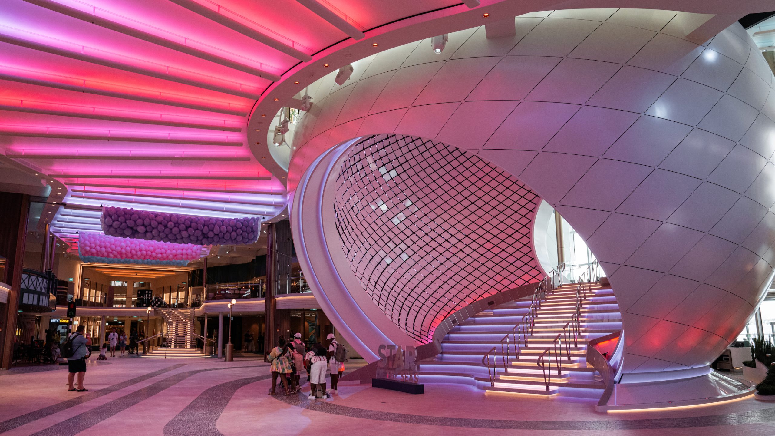 Choose How You Earn with Points Choice on Royal Caribbean, Celebrity Cruises and Silversea