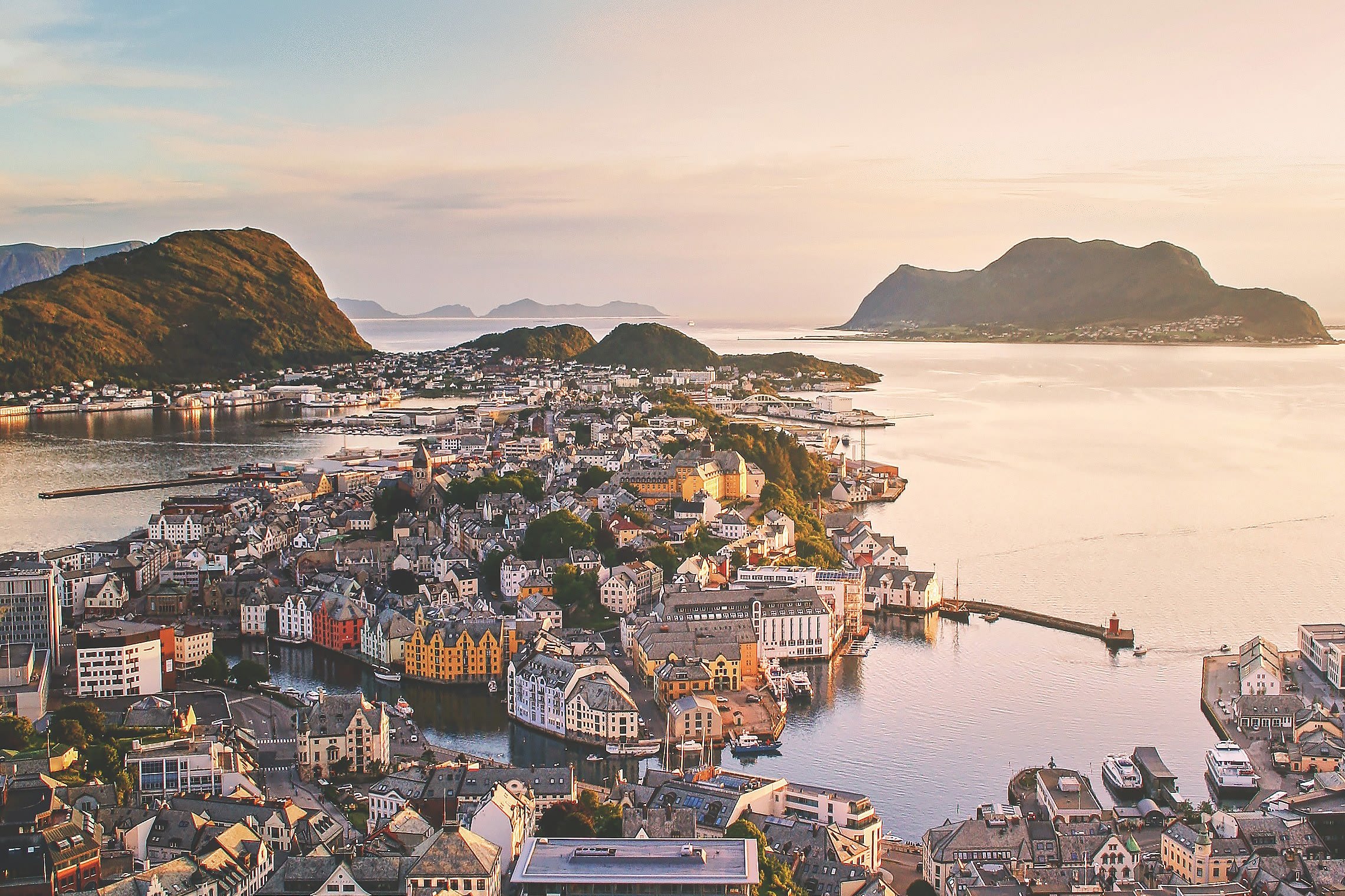 Ålesund cruise port guide