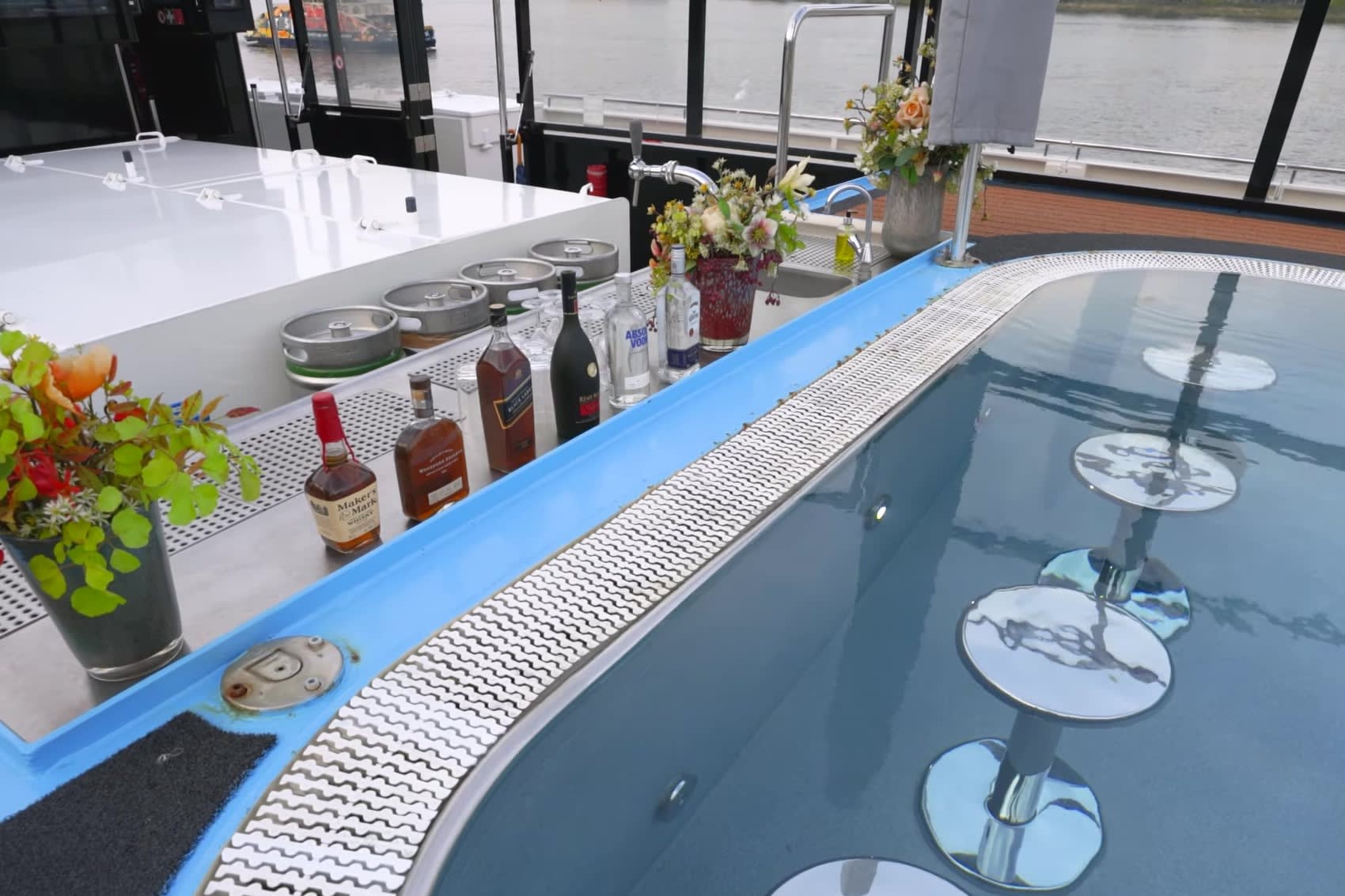 Amaserena Sun Deck Pool Swim Up Bar Pool & Swim-Up Bar on AmaSerena