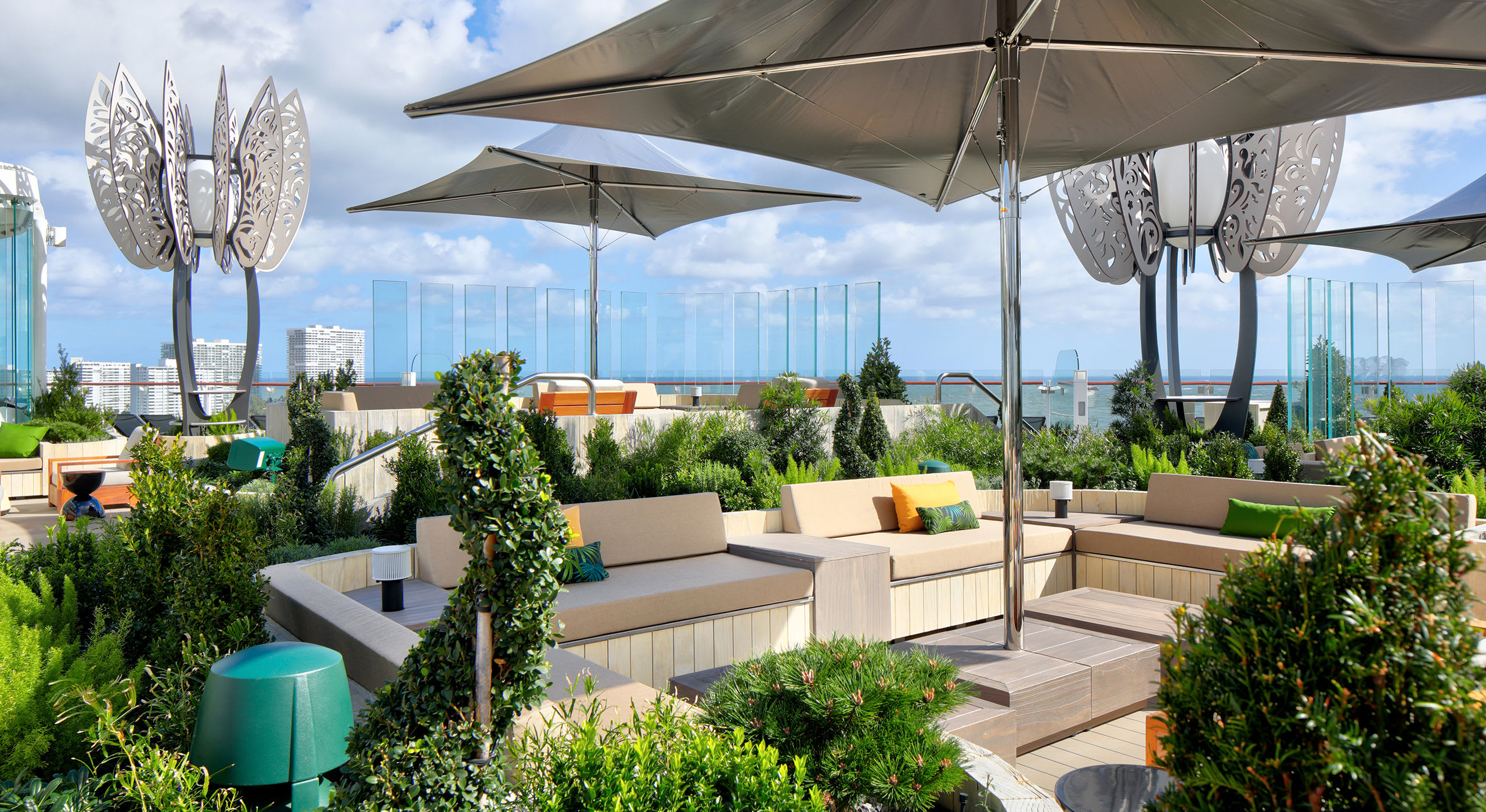 Rooftop Garden & Sunset Bar on Celebrity Ascent