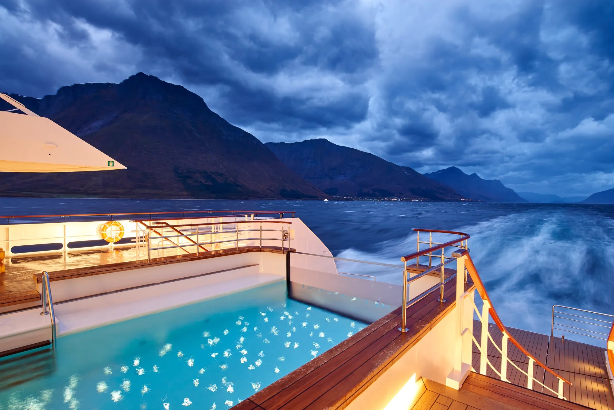 Infinity Pool & Marina on Le Champlain