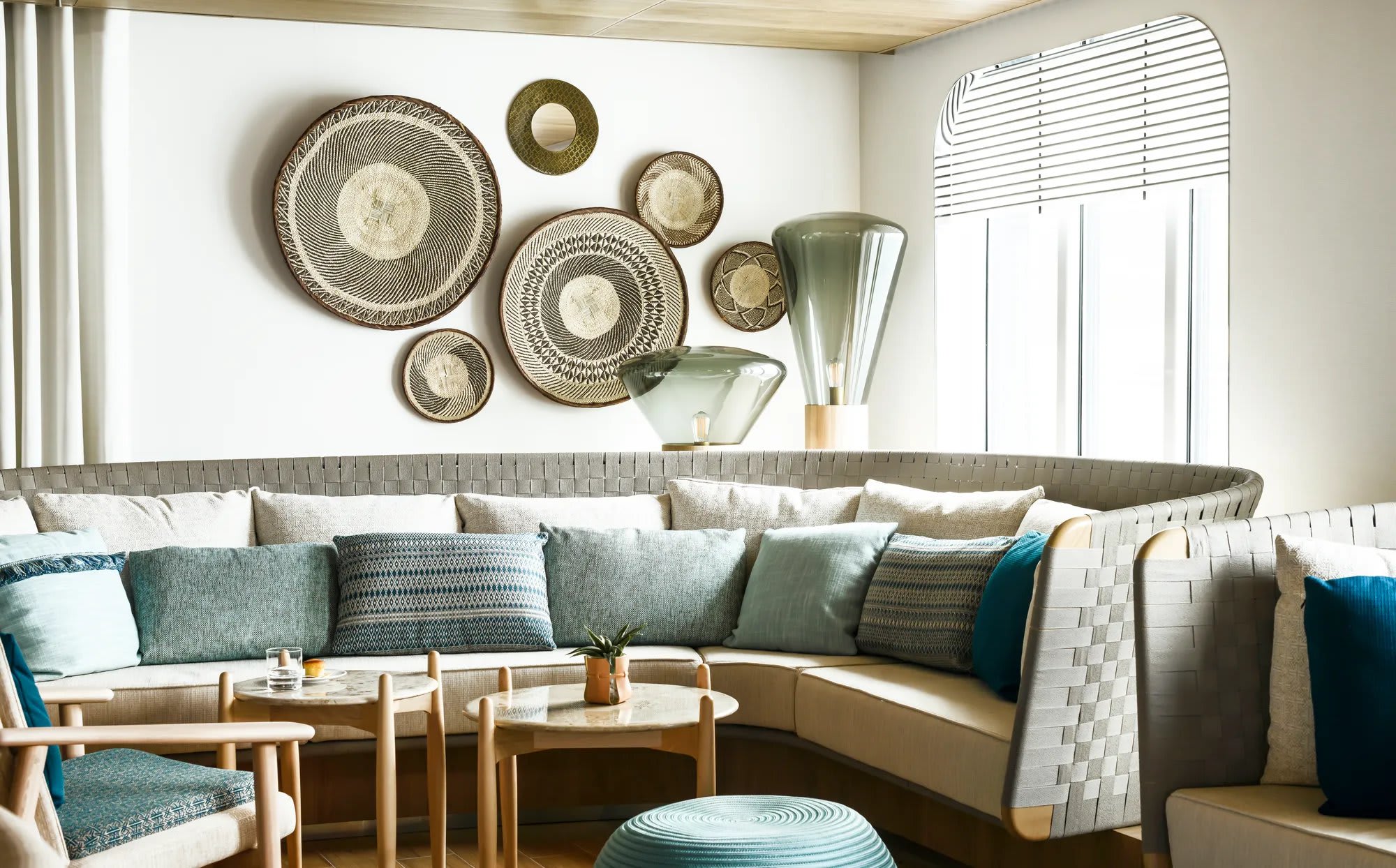 Main Lounge on Le Champlain