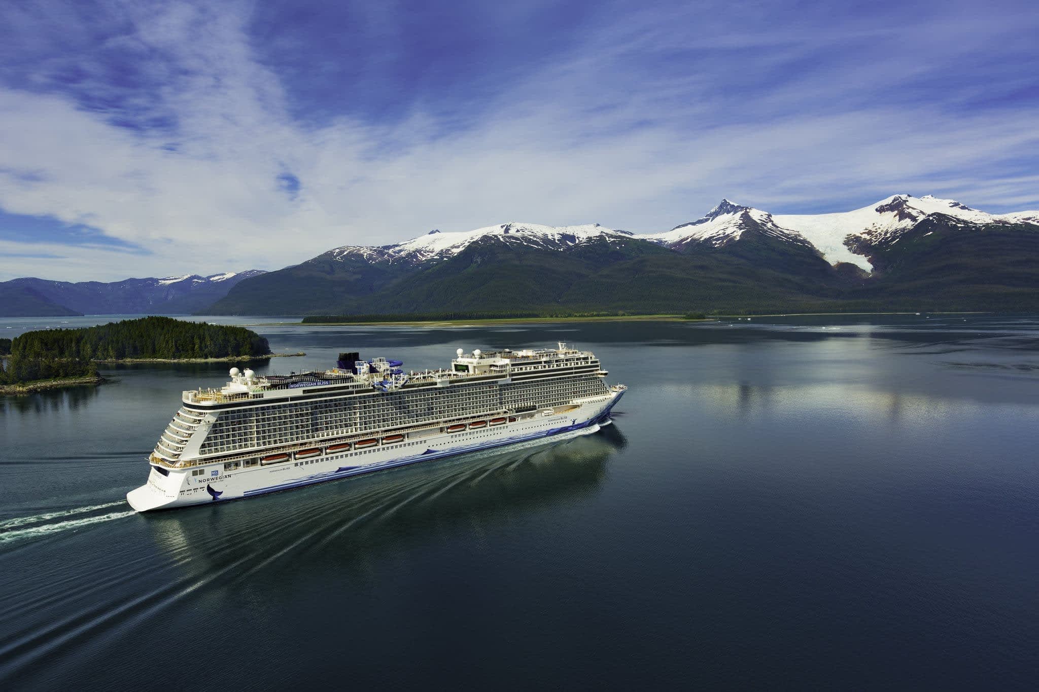 Norwegian Bliss cruise ship