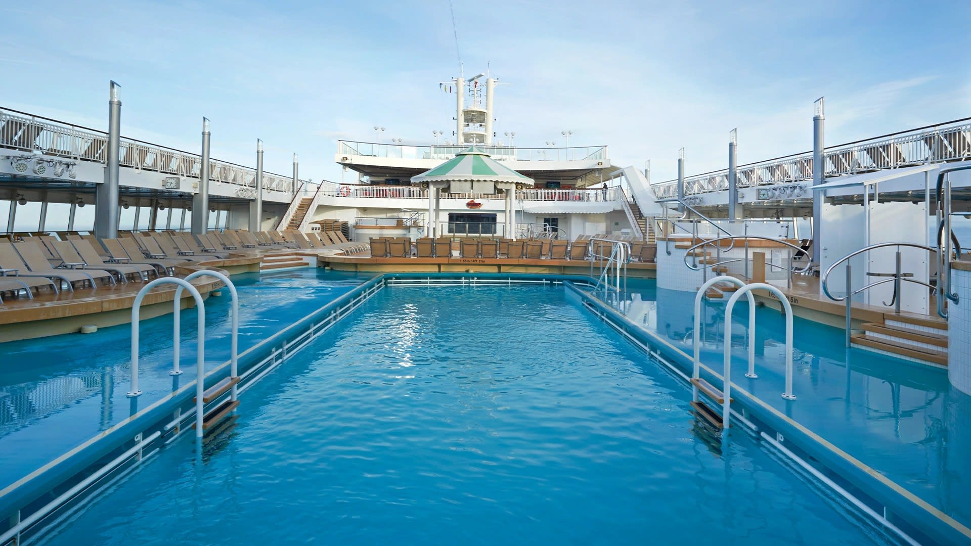 Pool Deck on Norwegian Jade