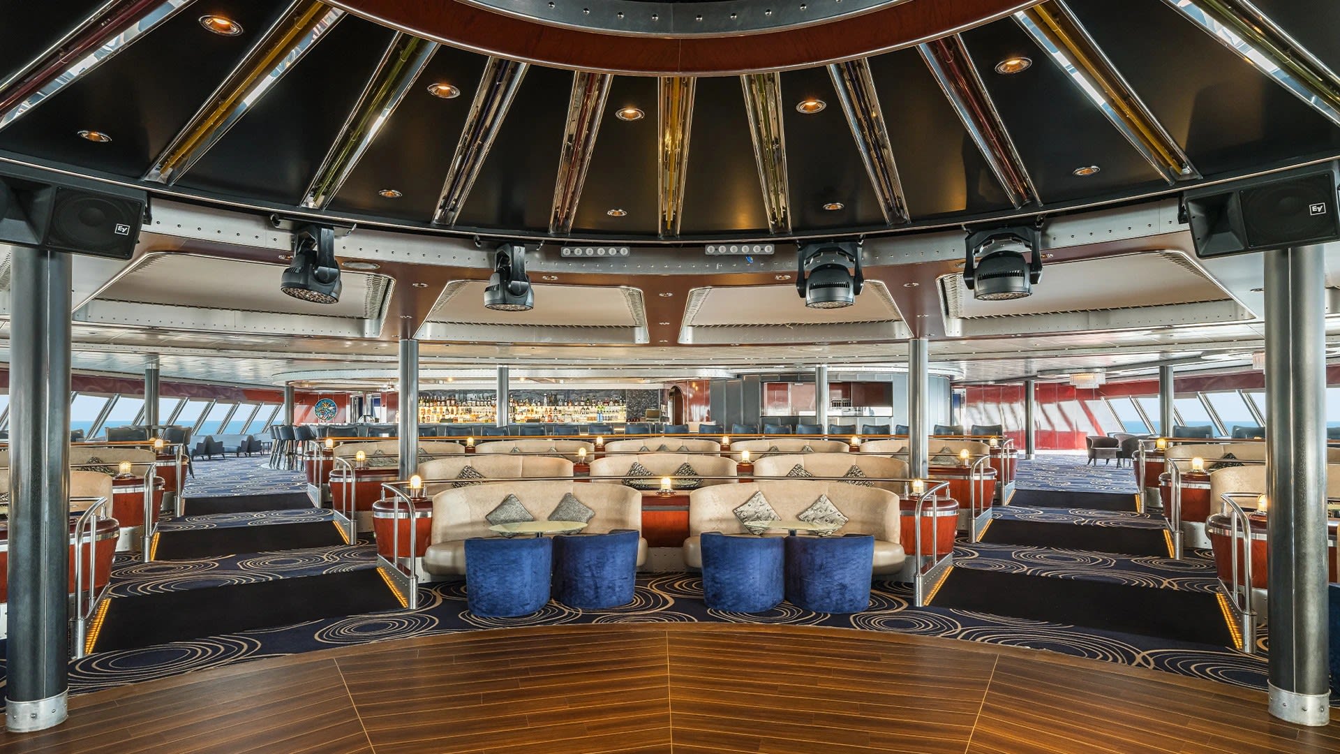Spinnaker Lounge on Norwegian Jewel