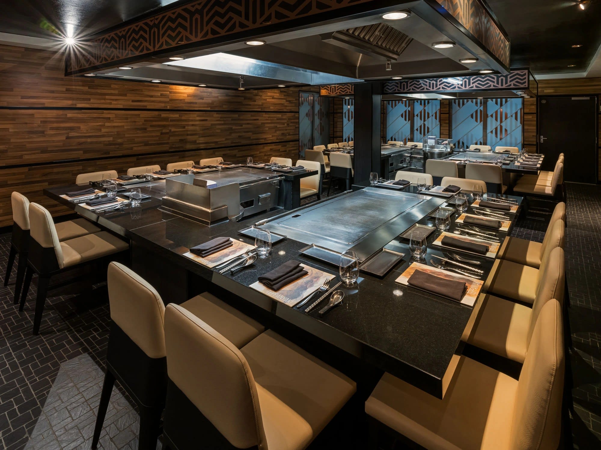 Chin Chin, Sushi & Teppanyaki on Norwegian Jewel