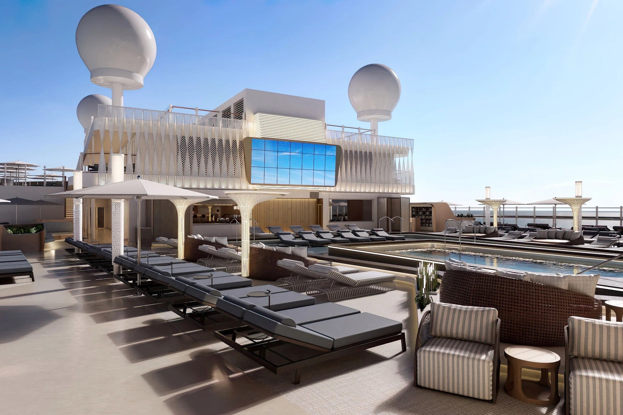 Pool Deck & Aqua Slidecoaster on Norwegian Luna