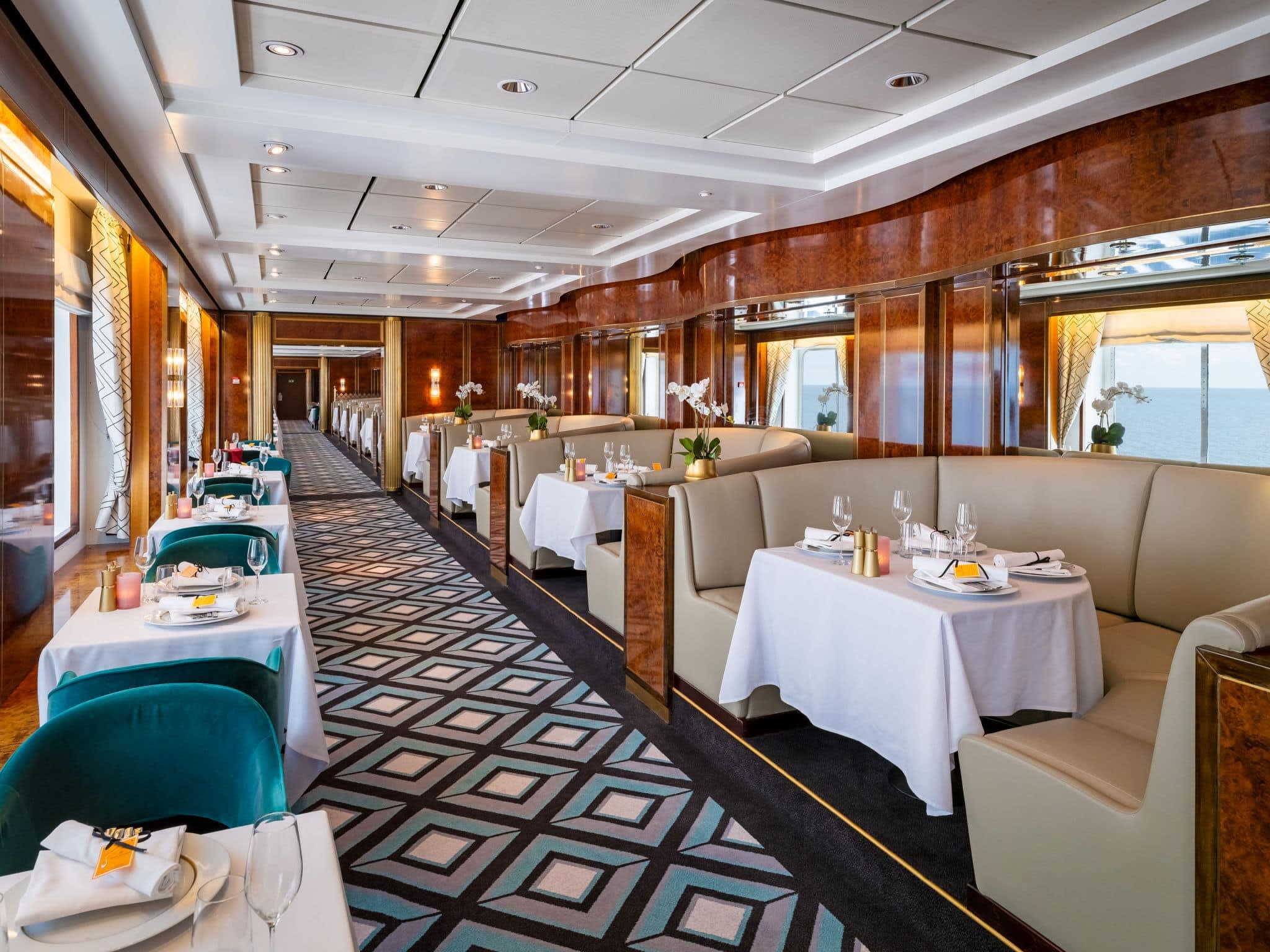 Le Bistro on Norwegian Sky