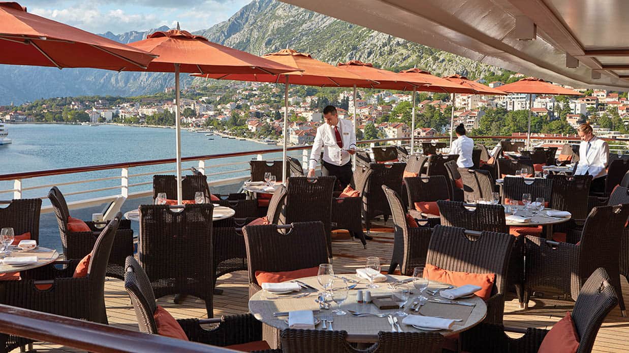 Terrace Café on Oceania Marina