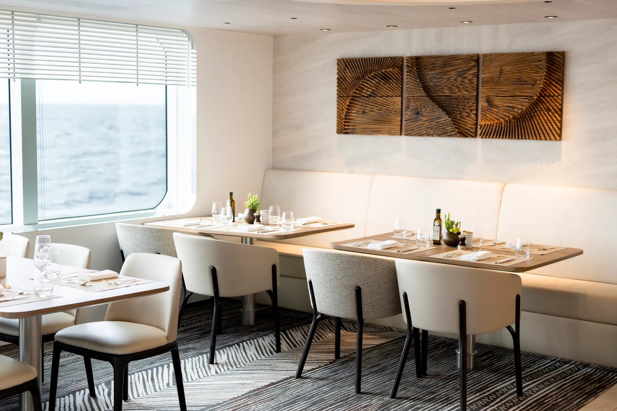 Le Nautilus on Le Champlain