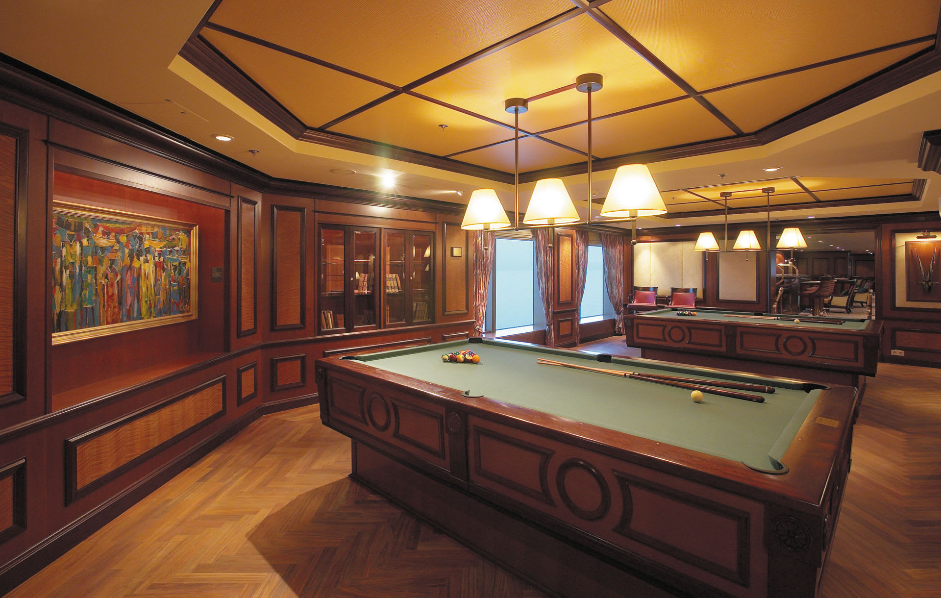 Schooner Bar & Pool Tables on Radiance of the Seas