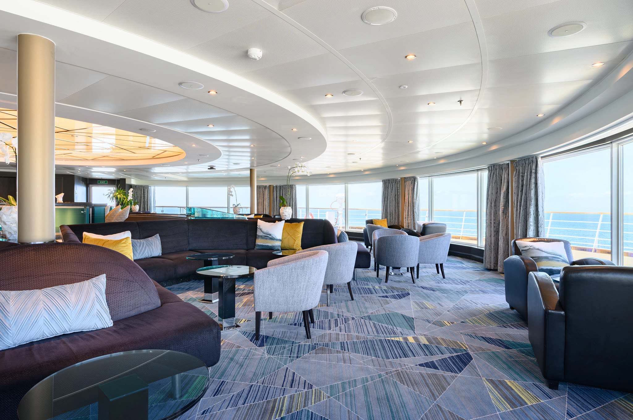 Observation Bar on Seabourn Quest