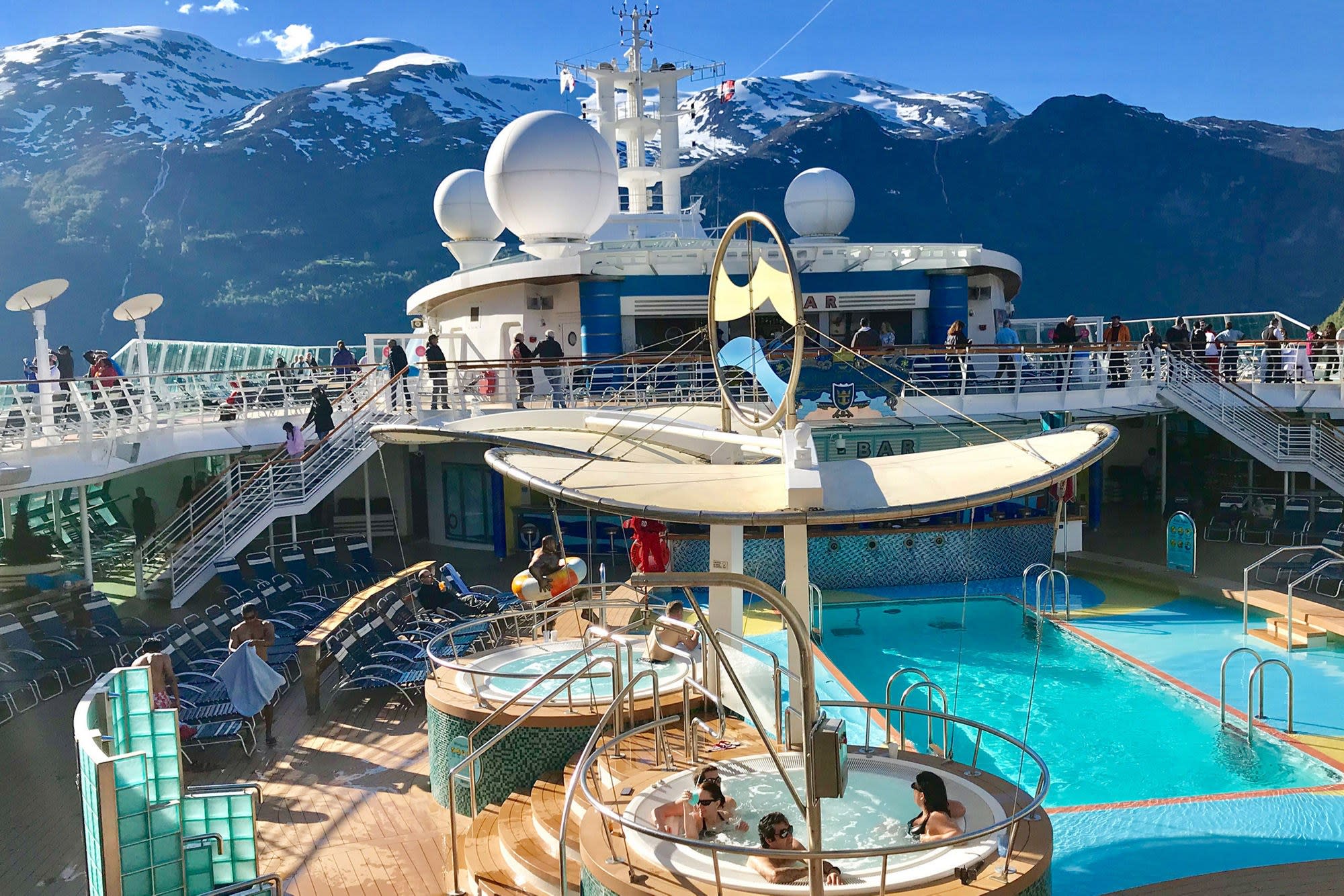 Pool Deck & Sky Bar on Serenade of the Seas