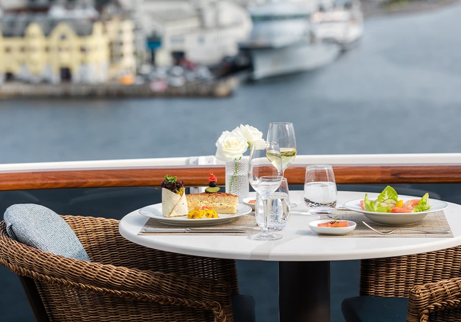 La Veranda & Sette Mari on Seven Seas Grandeur