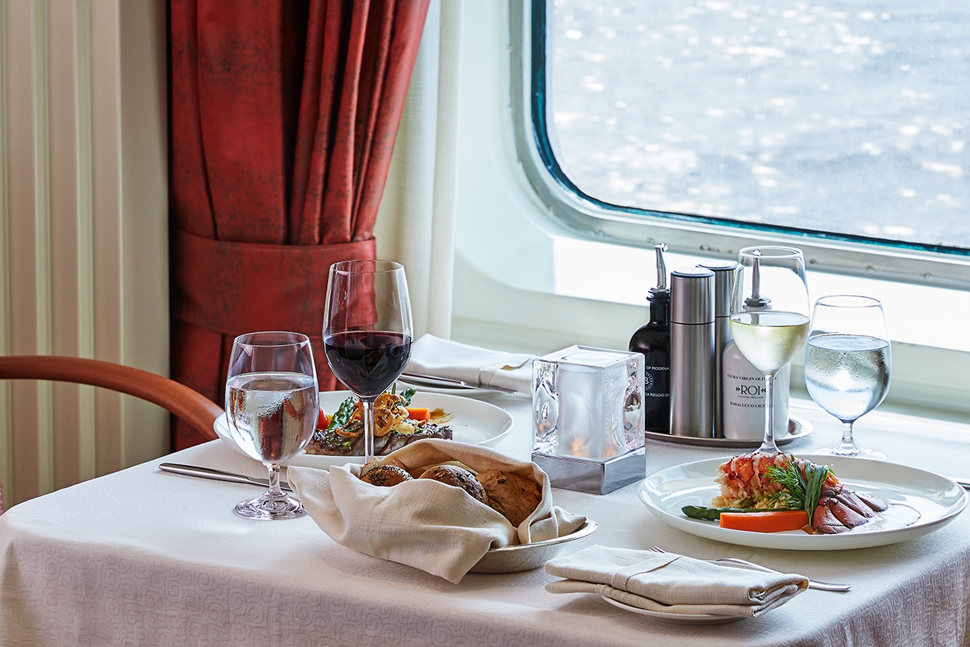 The Restaurant on Silver Shadow