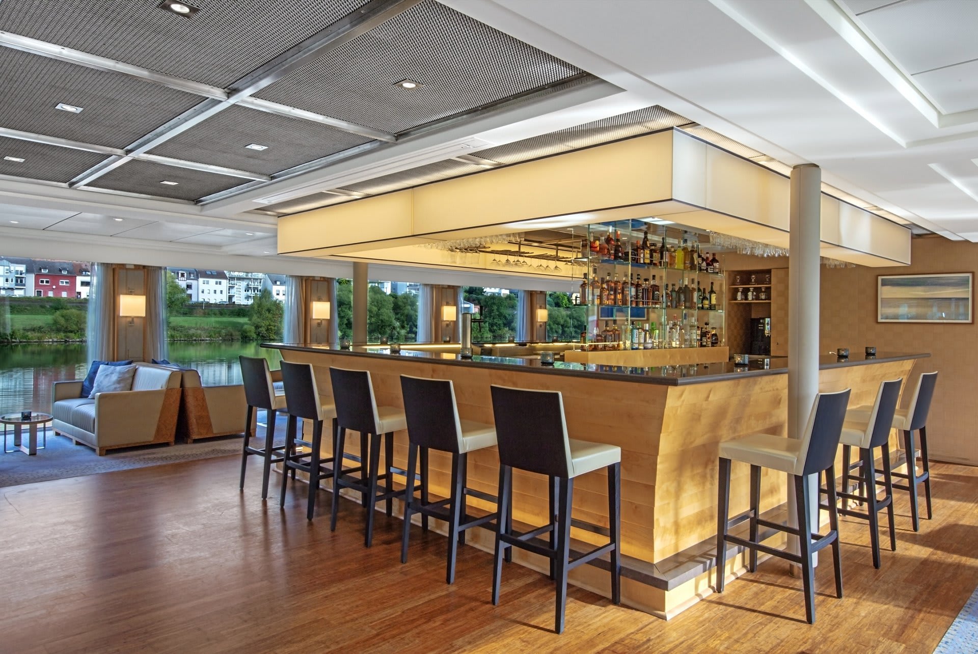 Viking Lounge on Viking Longships