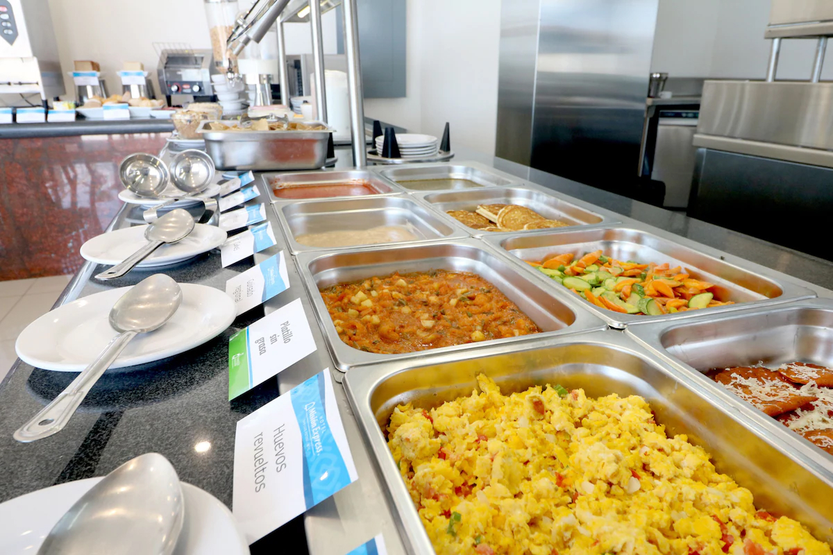 Servicios Hotel Misión Express San Juan del Río