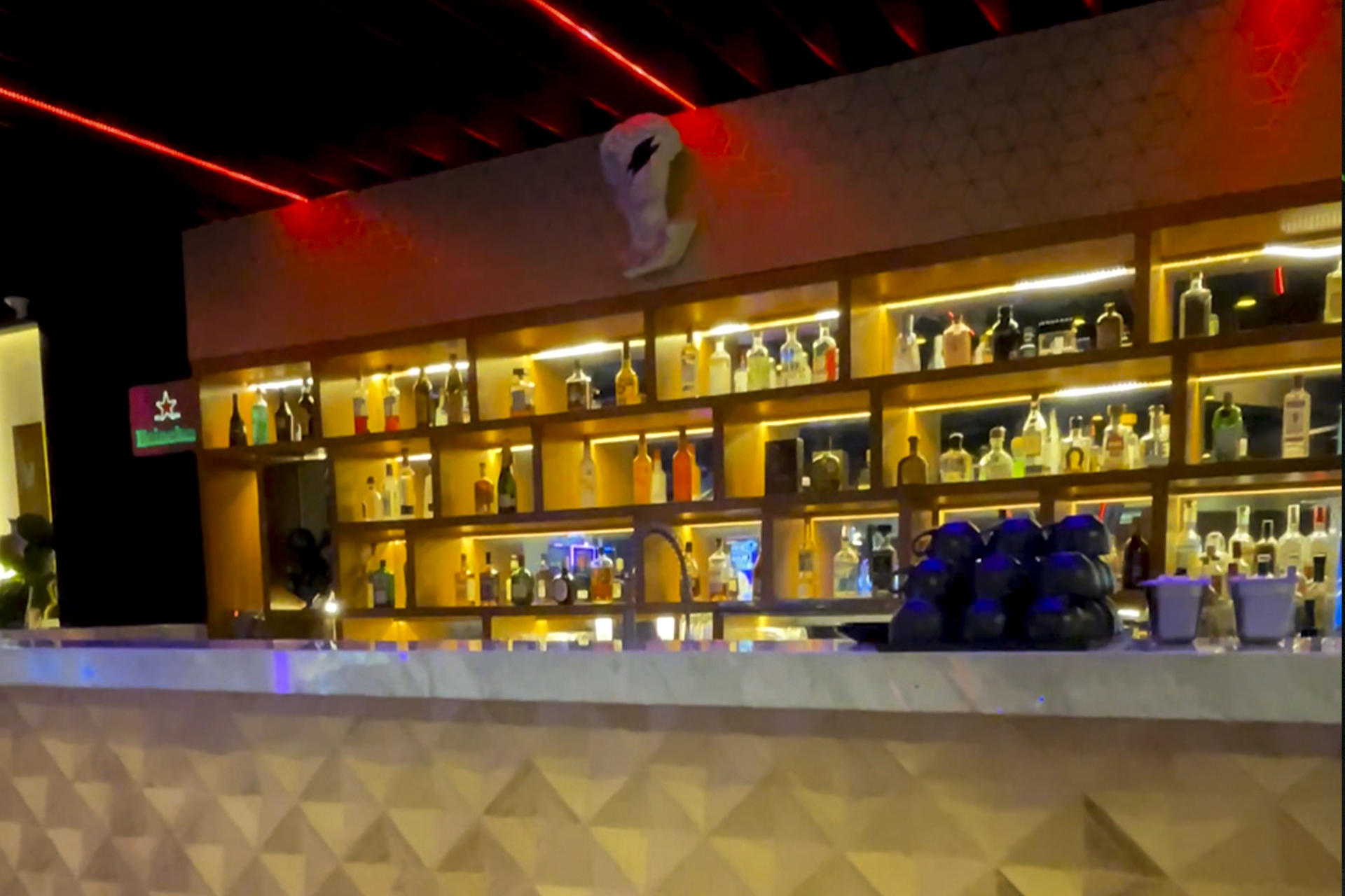 Bar y restaurante abierto las 24 horas del casino