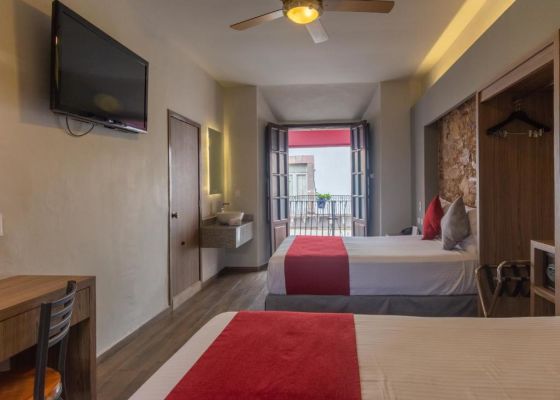 Habitación Doble Matrimonial con Balcón