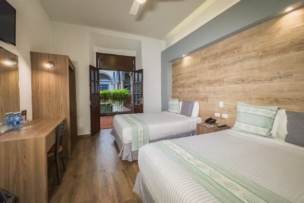 Habitación Matrimonial con Cama Individual