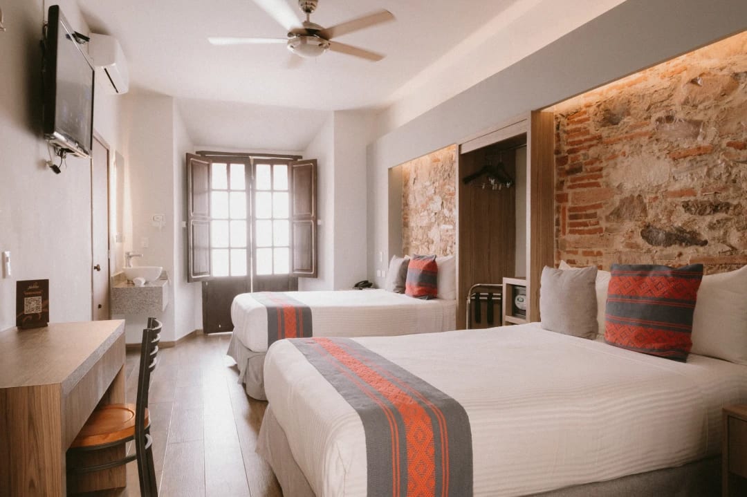 Habitación doble con balcón en Hotel Hidalgo, Querétaro