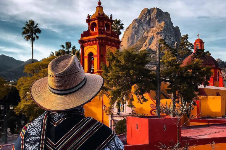 Bernal, Medio Día