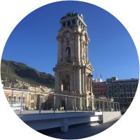 Reloj monumental