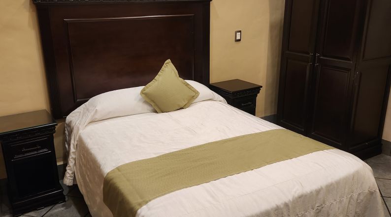 Junior 1 Cama Matrimonial