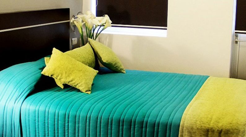 Preferencial con una cama