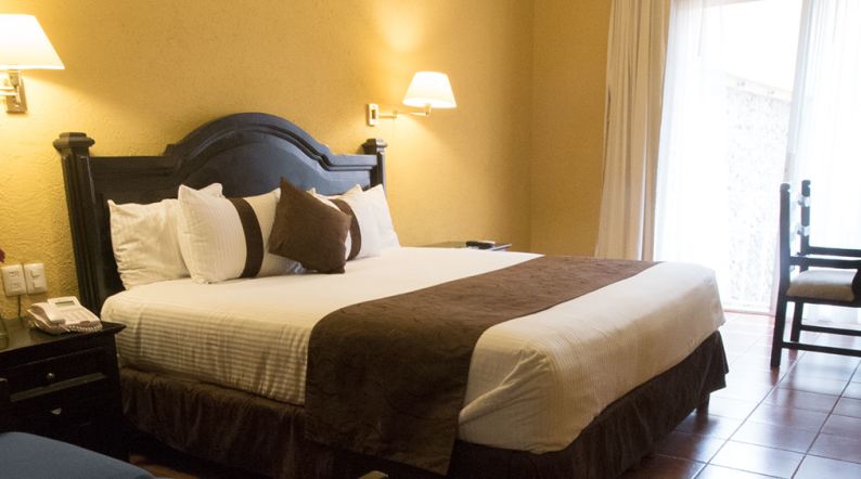 Master Suite con una cama