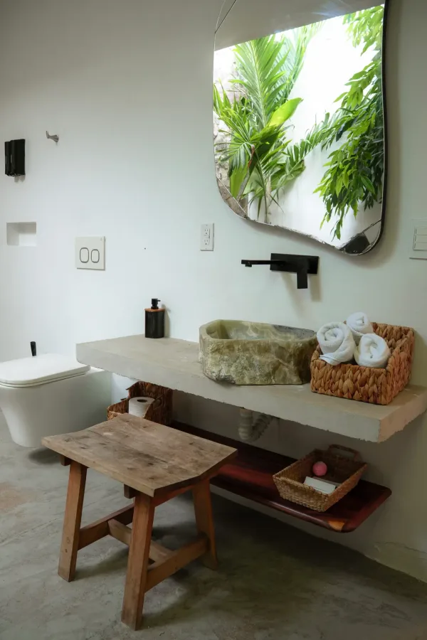 Segunda vista de la ducha de la Villa Quetzalpapalotl.