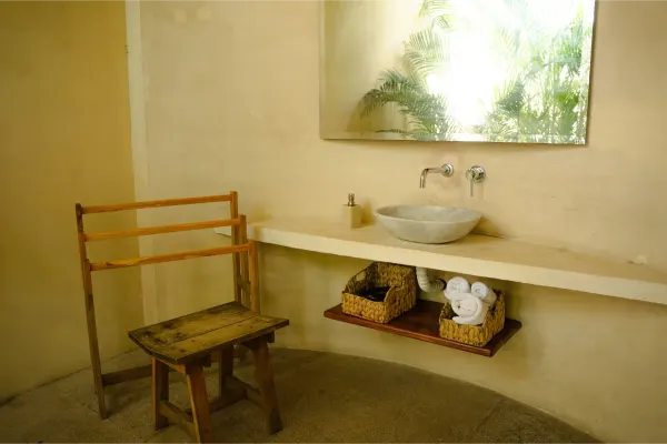 Tercera vista de la ducha de la Villa Yahualli.