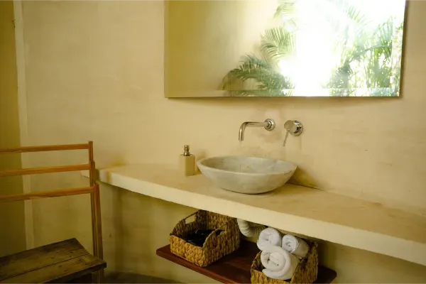 Cuarta vista de la ducha de la Villa Yahualli.