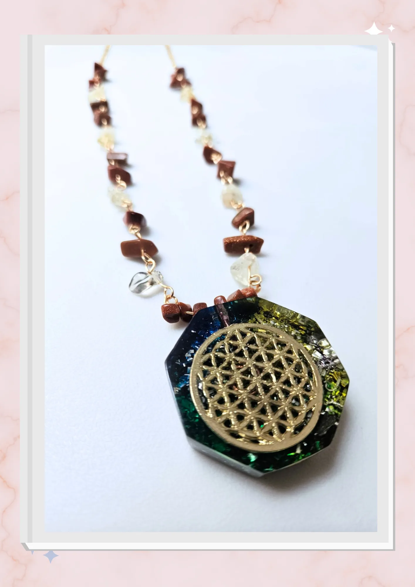 Collar Flor de la vida, Lluvia de oro y Citrino